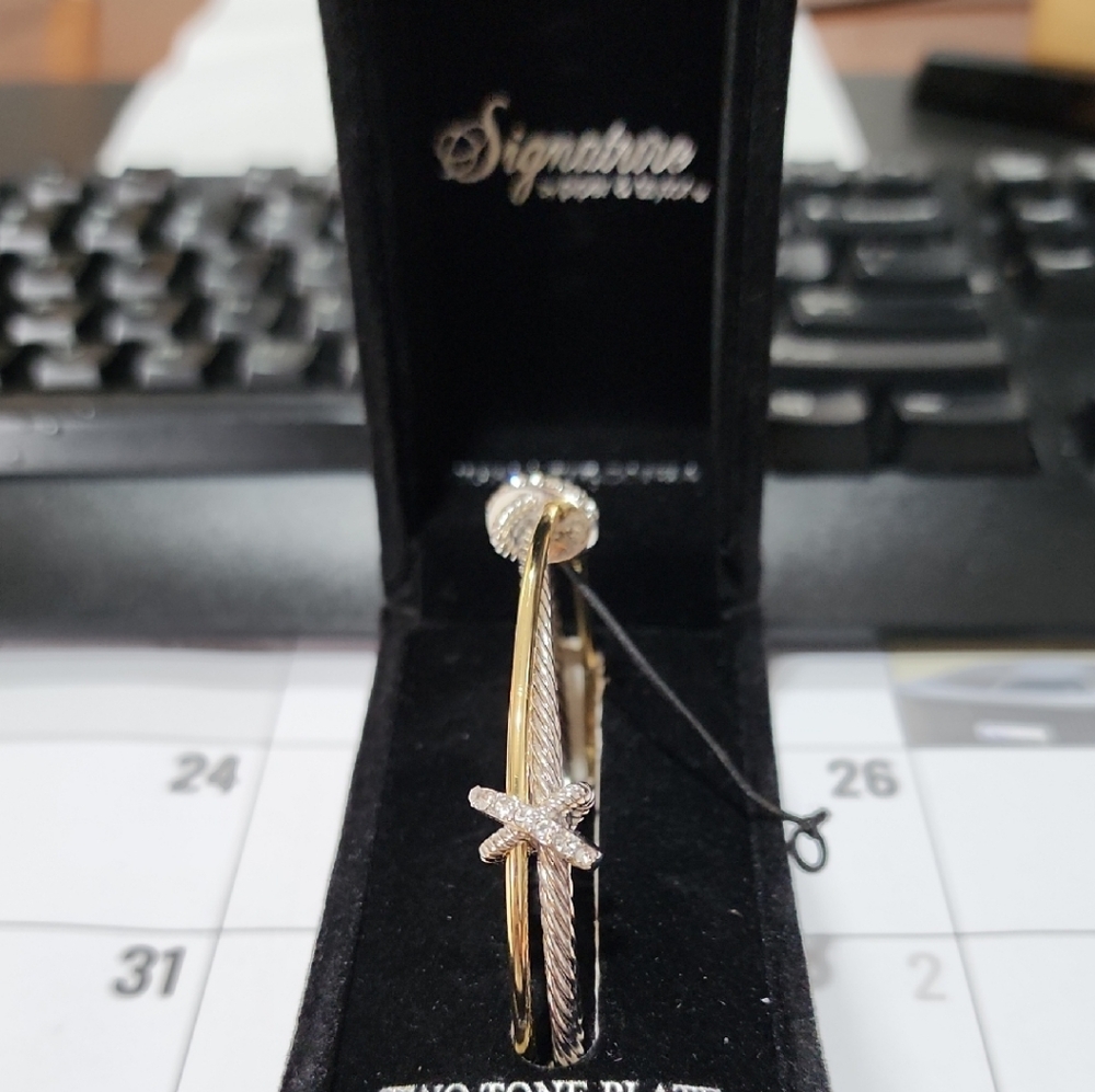 Signature Two-Tone Star Bangle